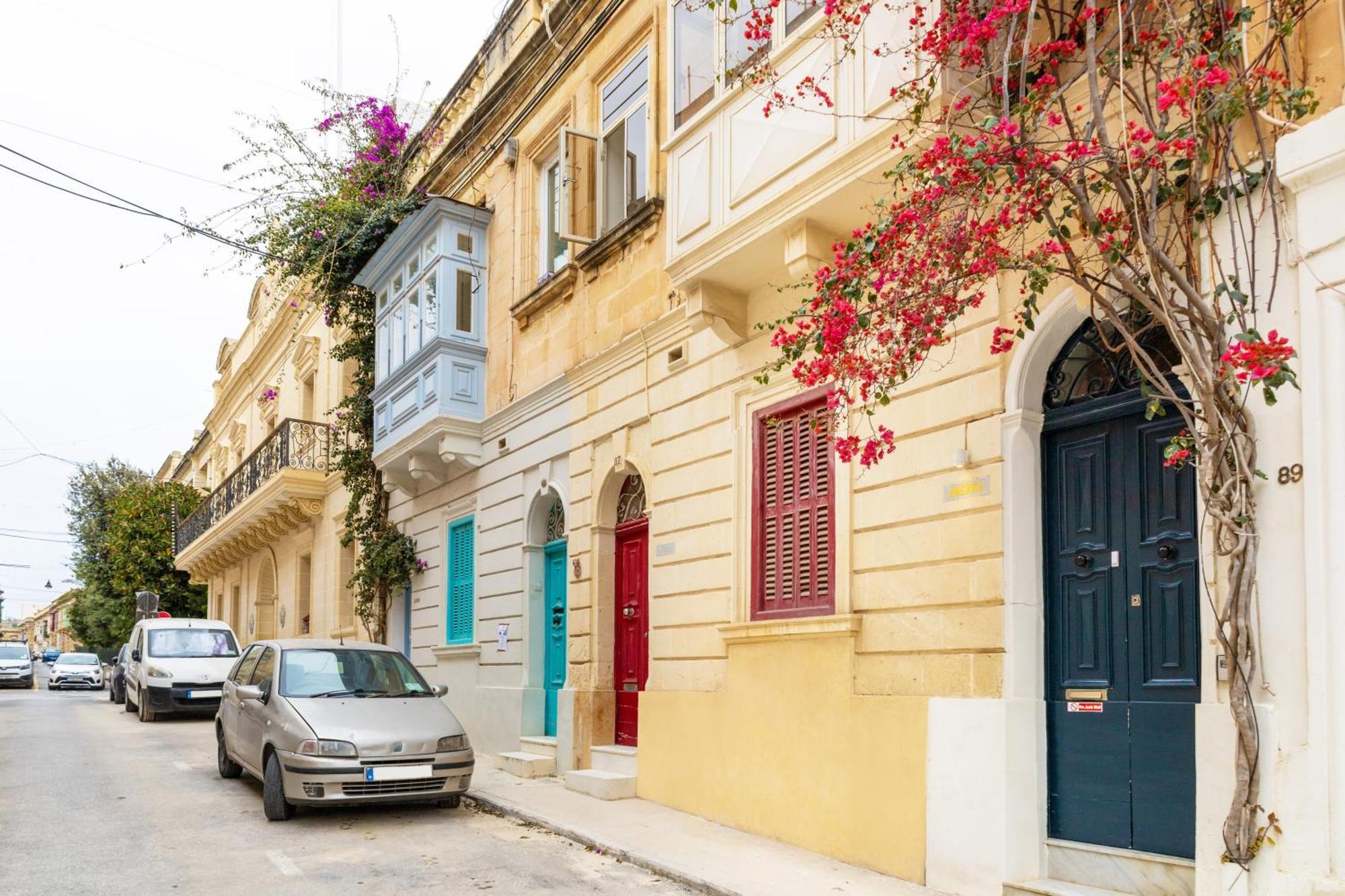 Quiet Double Ensuite Room Sliema Luaran gambar